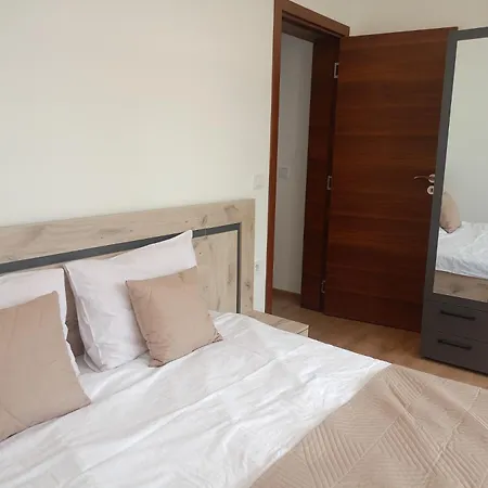 B35, Complex Sokolitsite Apartment Pamporowo